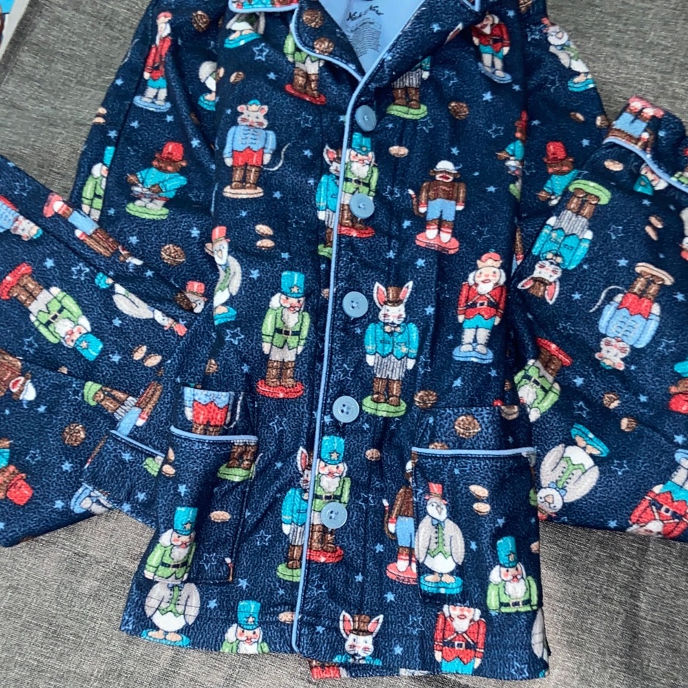 Nick & Nora Vintage Fleece Pajamas set Top & Pants with Multicolor Toy Print